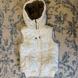 American Eagle Outfitters Quilted Vest